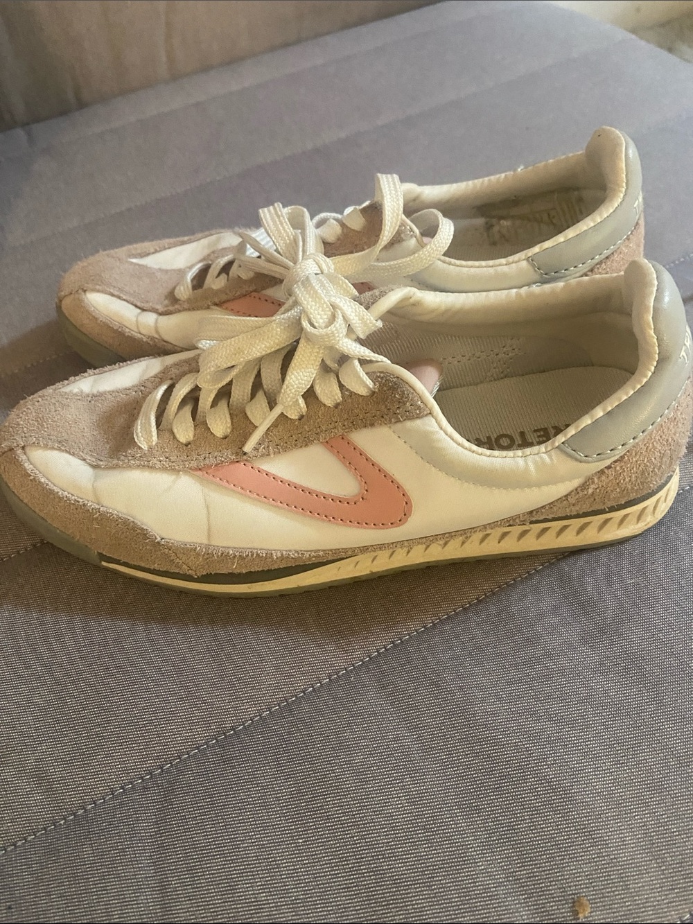 Tretorn Sz 6 sneakers